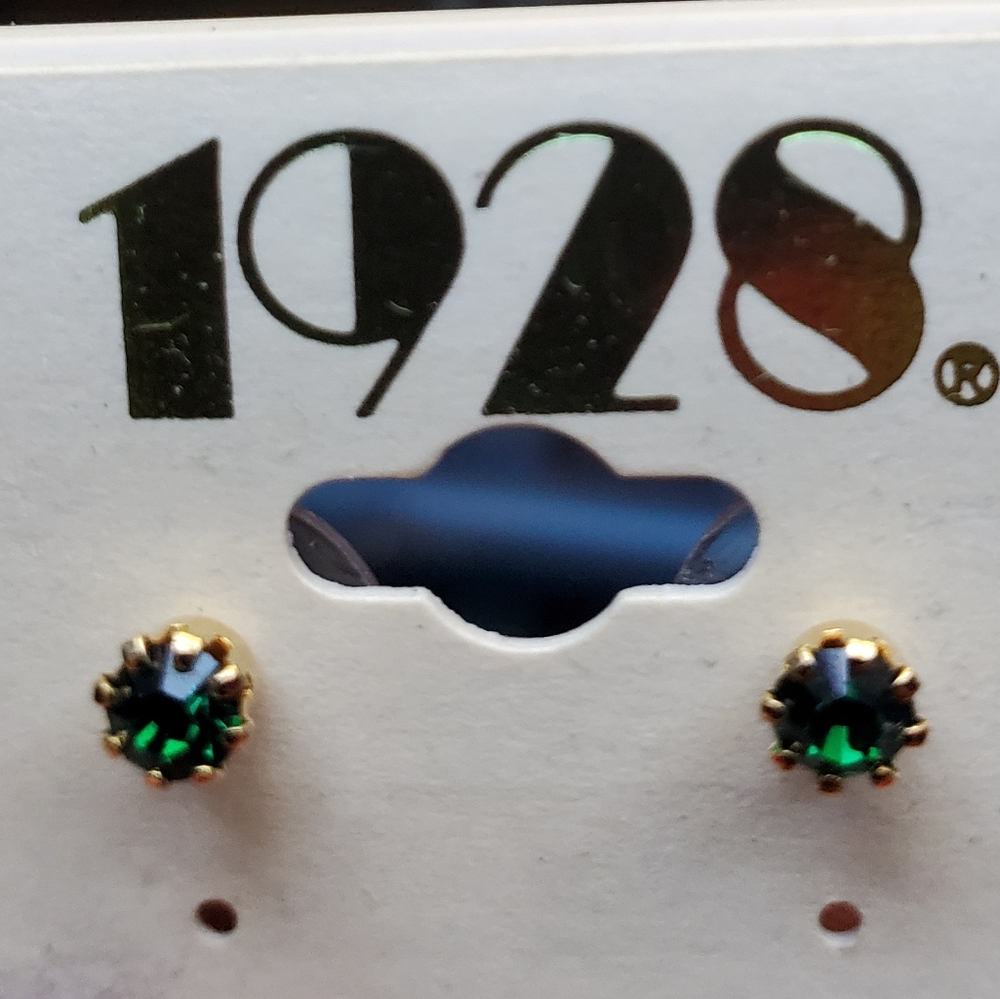 Vintage 1928 earrings New